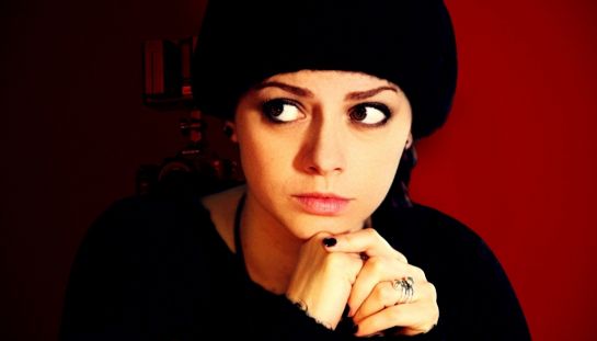 Annalisa è su Prime Video con Babbo Natale non viene dal nord