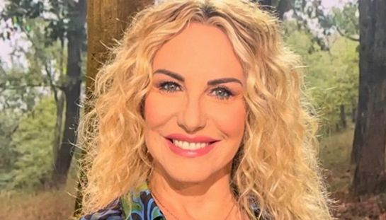 Biancaneve e gli 007, Antonella Clerici doppiatrice nel film d'animazione in streaming su RaiPlay