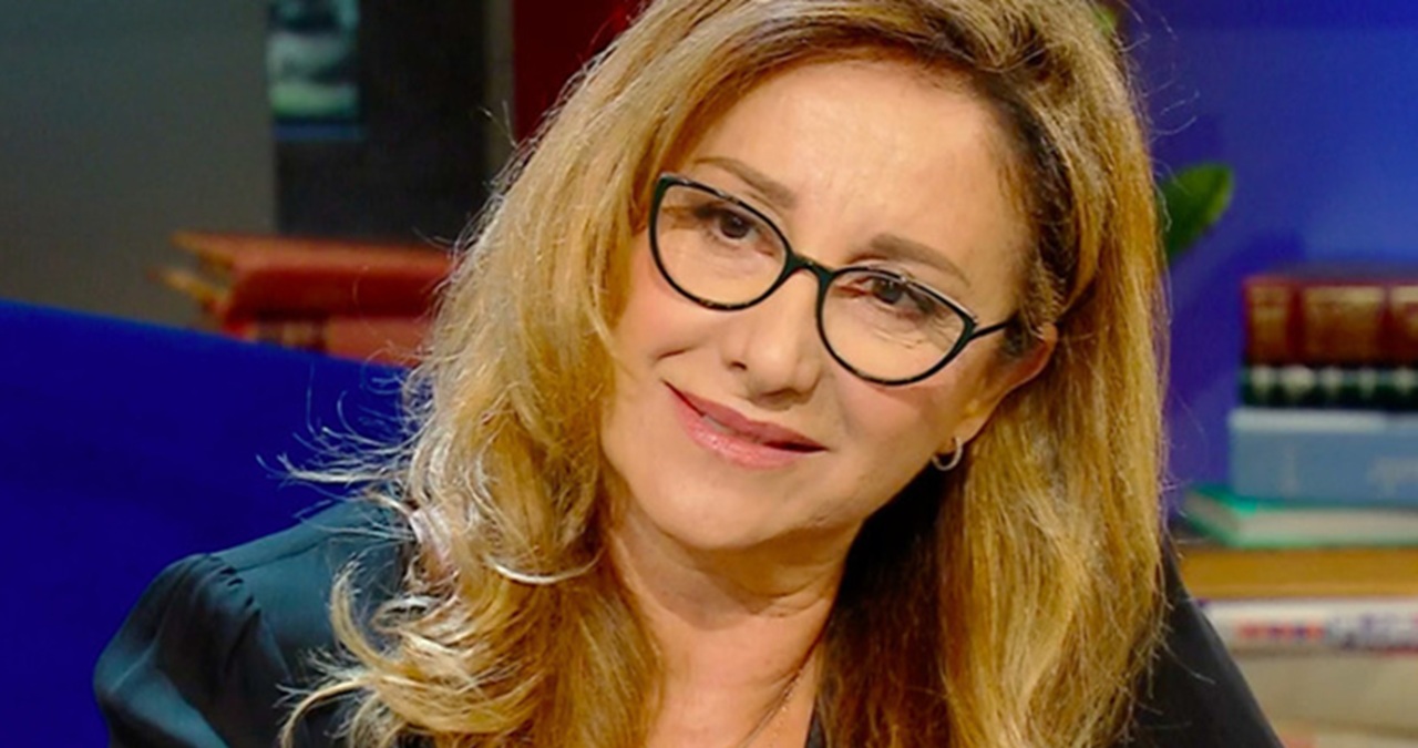 https://wips.plug.it/cips/libero.it/magazine/cms/2025/09/carla-signoris-fiction-famose.jpg