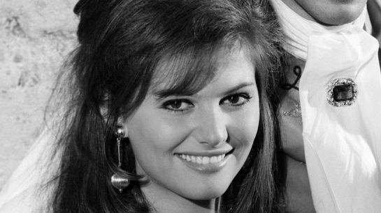 Star in Francia con Cartouche (1962)