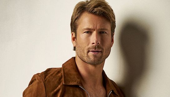 Chad Powers, è stato rilasciato il primo trailer della serie con protagonista Glen Powell