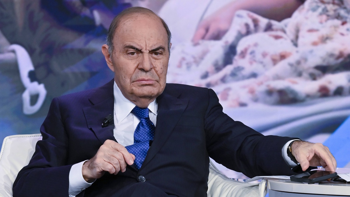 https://wips.plug.it/cips/libero.it/magazine/cms/2025/09/inviata-di-porta-a-porta-aggredita.jpg