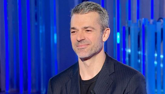 Scordatevi il Dottor Fanti: Luca Argentero è un duro in questo film in streaming su RaiPlay