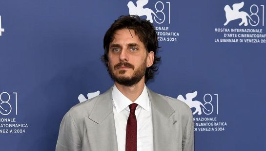Luca Marinelli conquista gli Stati Uniti nel film tratto da un celebre romanzo