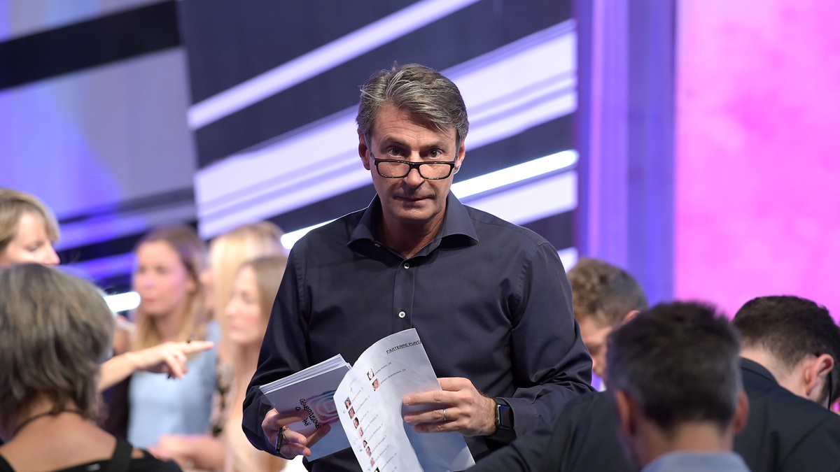 https://wips.plug.it/cips/libero.it/magazine/cms/2025/09/ore-14-sera-anticipazioni-18-settembre-2025.jpg