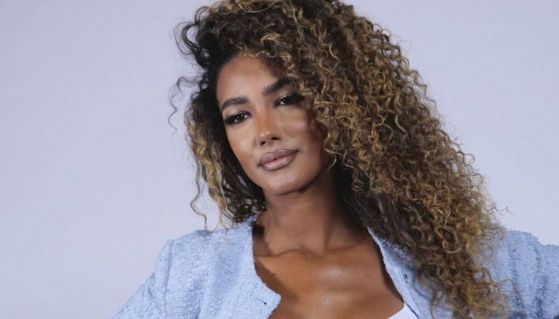 Samira Lui , co-conduttrice de La Ruota della Fortuna
