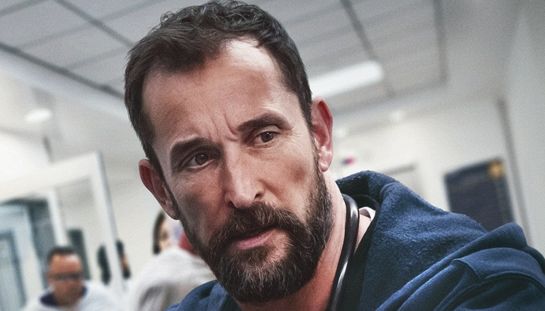 The Pitt, la serie con Noah Wyle (protagonista anche di E.R.) arriverà in streaming su NOW TV