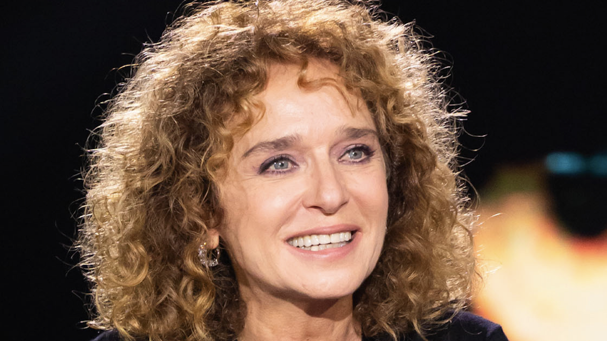 https://wips.plug.it/cips/libero.it/magazine/cms/2025/09/valeria_golino_raiplay.png