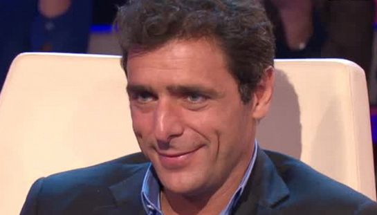 Le Conseguenze dell'Amore, Adriano Giannini protagonista del film in streaming su RaiPlay