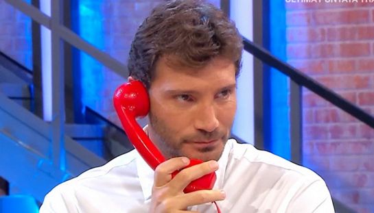 Stefano De Martino, conduttore di Affari Tuoi