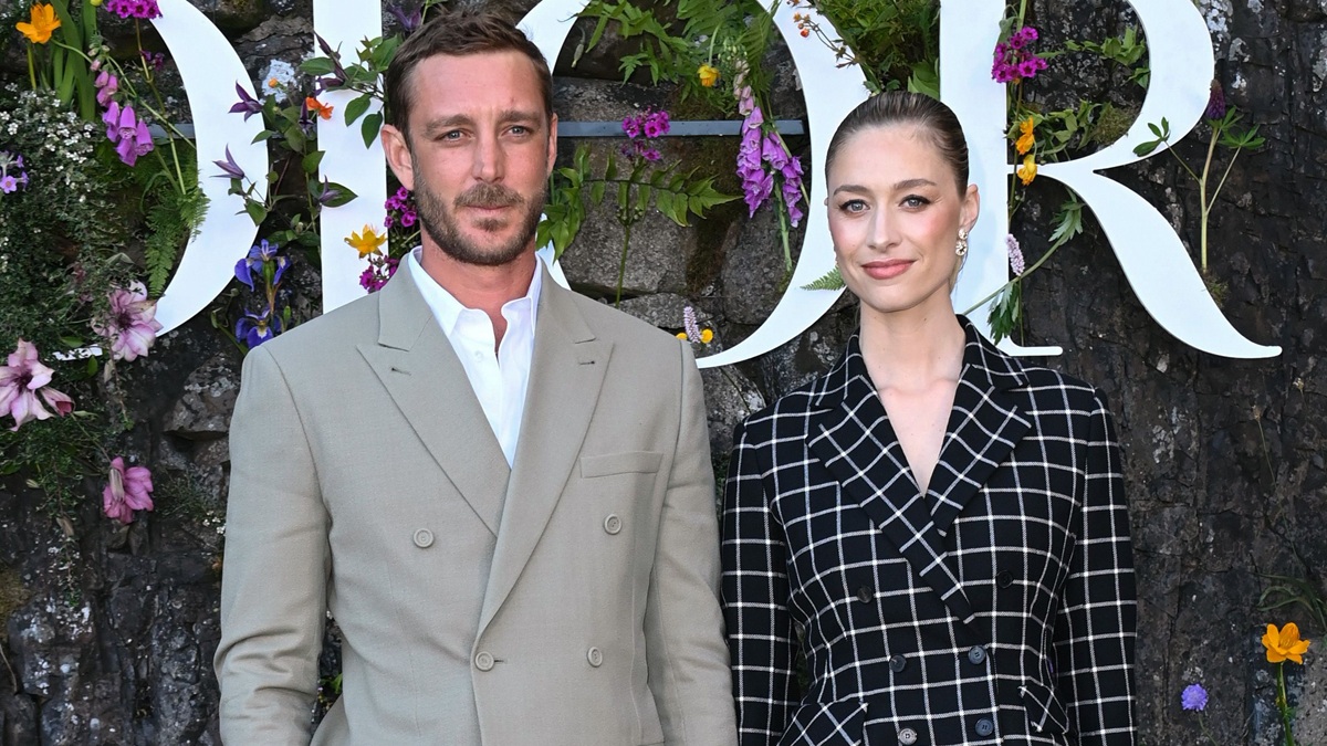 https://wips.plug.it/cips/libero.it/magazine/cms/2025/10/beatrice-borromeo-e-pierre-casiraghi-genitori-per-la-terza-volta.jpg