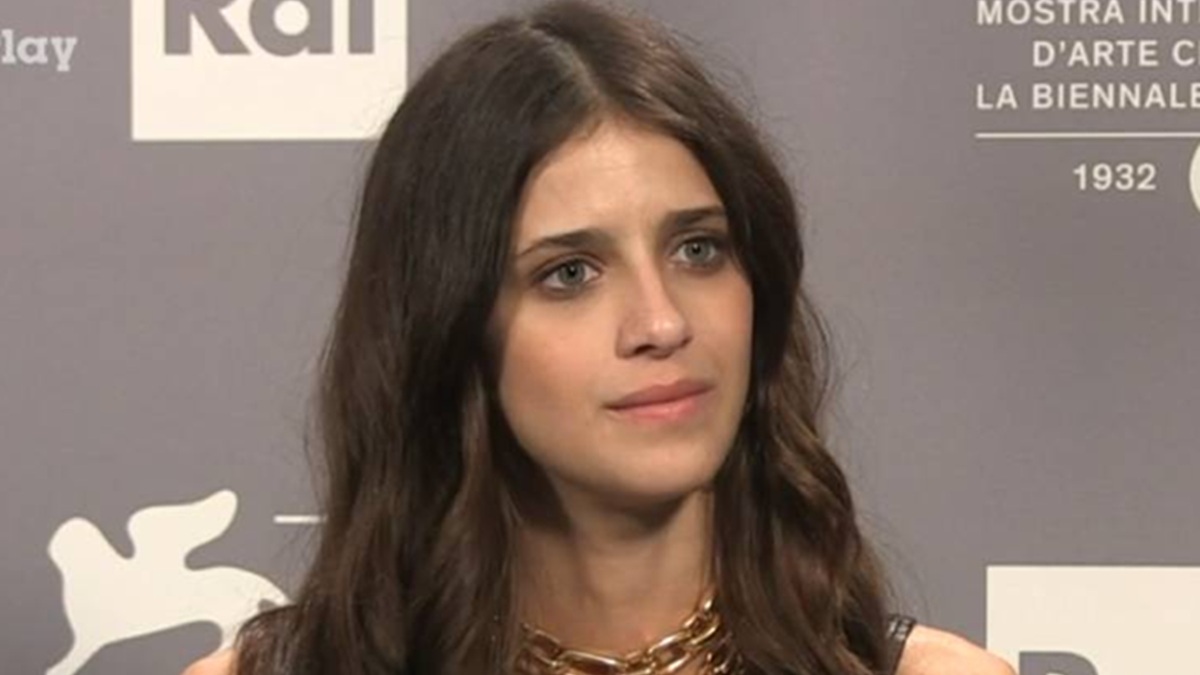 https://wips.plug.it/cips/libero.it/magazine/cms/2025/10/benedetta-porcaroli-film-prime-video-enea-streaming-trama-cast-curiosita.jpg