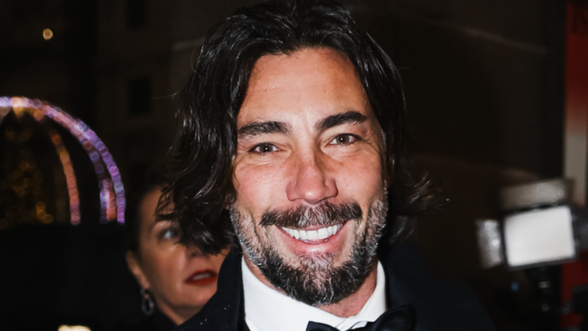 https://wips.plug.it/cips/libero.it/magazine/cms/2025/10/brumotti_addio_striscia.png