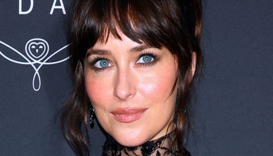 Dakota Johnson (Cinquanta Sfumature di Grigio) dirigerà il film A Tree Is Blue