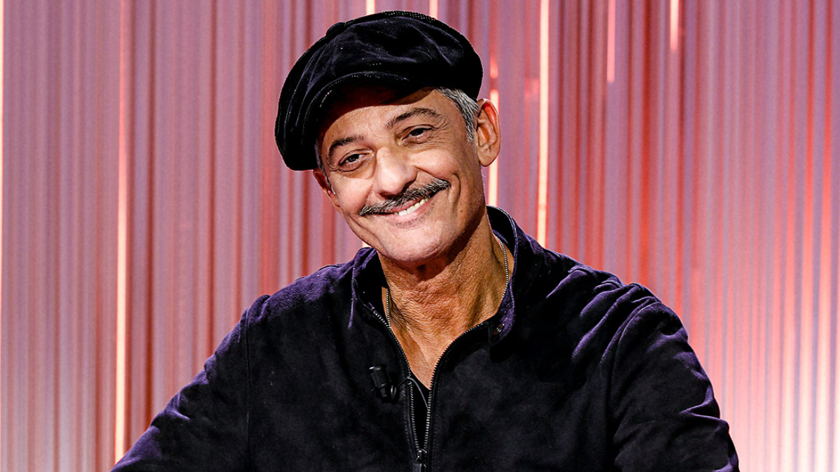 https://wips.plug.it/cips/libero.it/magazine/cms/2025/10/fiorello_lapennnicanza.png