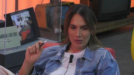 Ivana frena su Anita su Jonas