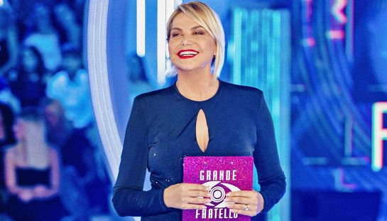 Grande Fratello non lascia ma raddoppia, due puntate a settimana: come cambia il calendario