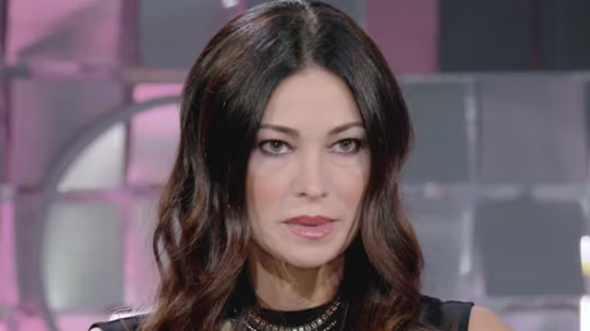 https://wips.plug.it/cips/libero.it/magazine/cms/2025/10/manuela_arcuri_separazione.png