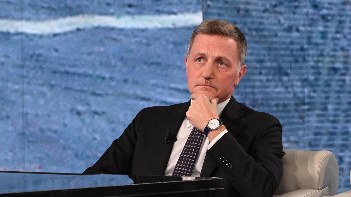 https://wips.plug.it/cips/libero.it/magazine/cms/2025/10/massimo-giannini-chi-sono-la-moglie-antonella-e-i-figli-valerio-e-flavia.jpg