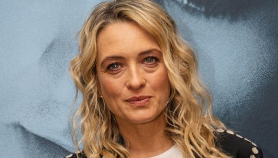 La vera storia dietro la nuova (e sexy) serie TV in streaming su Netflix con Carolina Crescentini