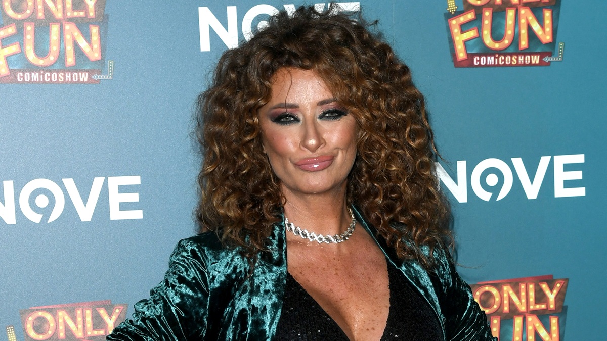 https://wips.plug.it/cips/libero.it/magazine/cms/2025/10/valentina-persia-chi-era-il-compagno-salvo.jpg