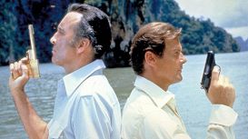 agente-007-l-uomo-dalla-pistola-d-oro.jpg