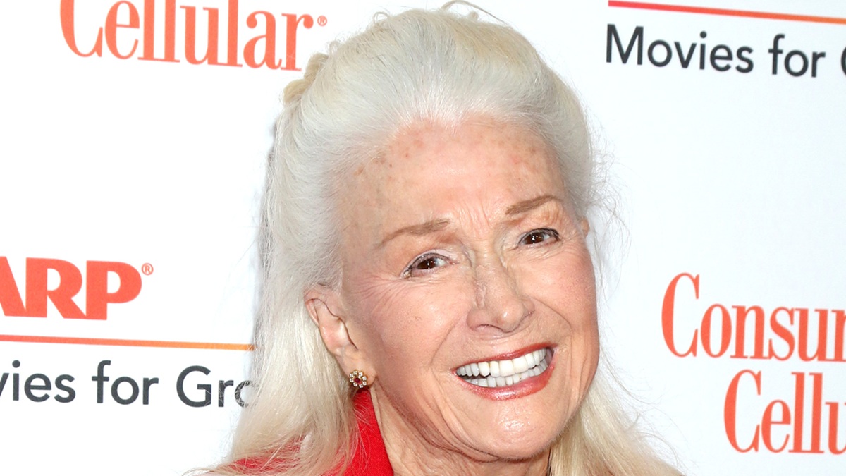 https://wips.plug.it/cips/libero.it/magazine/cms/2025/11/diane-ladd-cause-morte.jpg