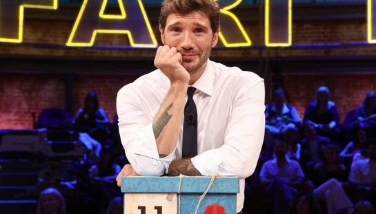 Affari tuoi, Charlotte mantiene il patto col compagno ma le emozioni la fregano: ecco perché ha perso una somma da urlo