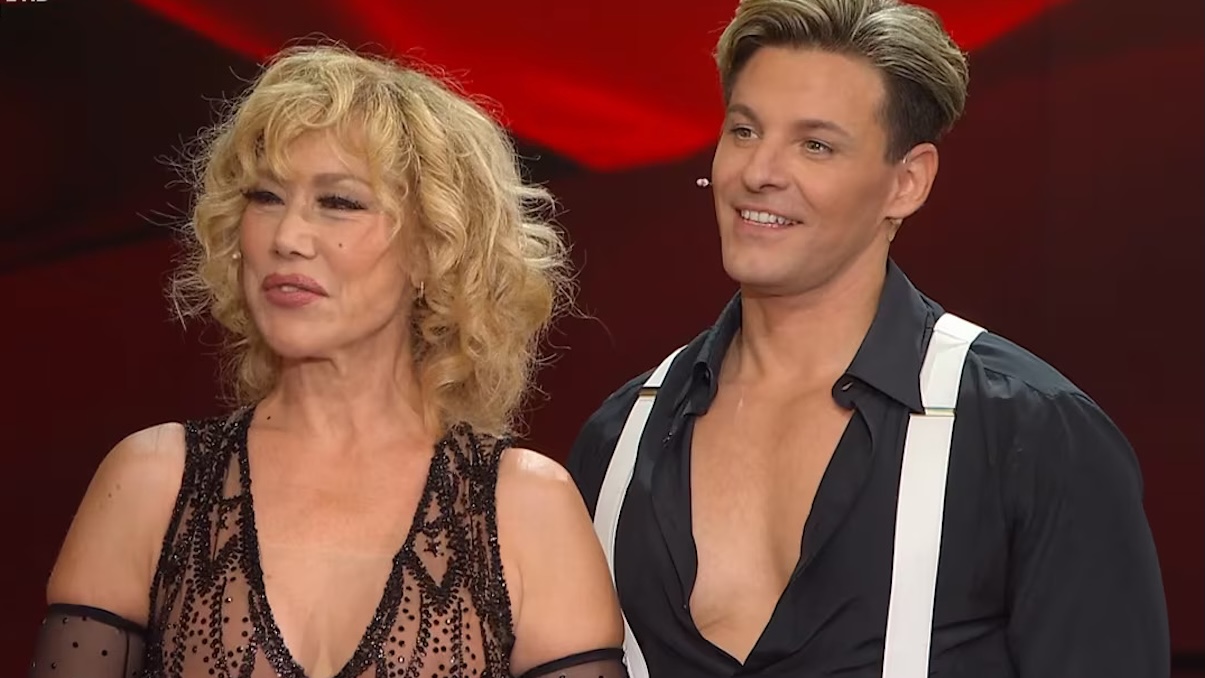 Ballando con le Stelle, Nancy Brilli cambia ballerino: 