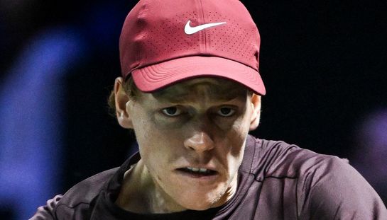 Sinner-Zverev oggi in diretta tv, semifinale Atp Parigi: dove vederla in chiaro (gratis), orario, la bordata di Jannik a coach Cahill