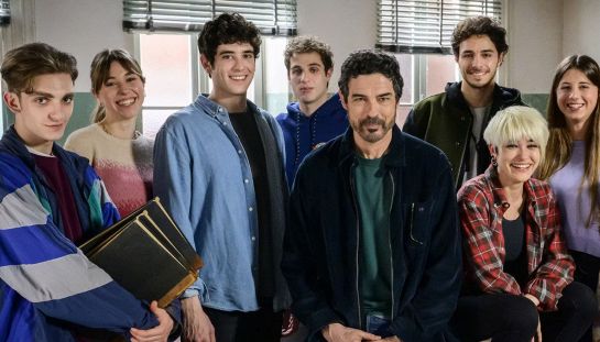 Un Professore 3 battaglia contro la Ruota della Fortuna e i fan vanno in delirio sui social