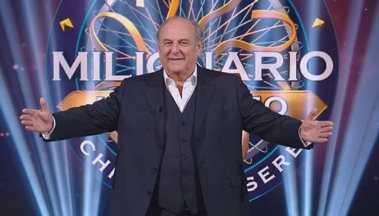 Ascolti tv 7 dicembre 2025