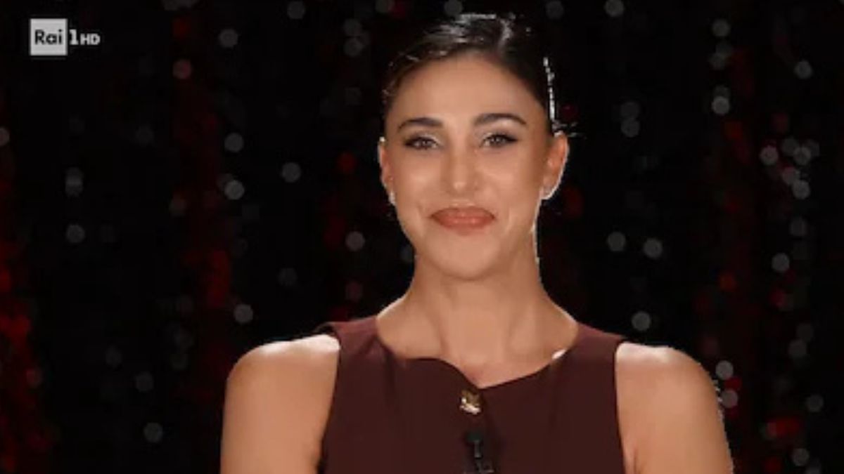 Belen Rodriguez senza filtri: “Vorrei amare serenamente”. Poi lo sfogo amaro: “Non è giusto”