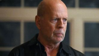 Bruce Willis malattia, la famiglia ha annunciato di voler donare il cervello dell'attore alla ricerca scientifica dopo la morte