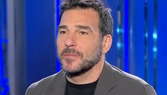 Edoardo Leo protagonista della fiction Ognuno è Perfetto, in streaming su RaiPlay