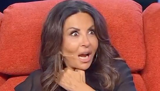 Amazon Prime Video, Christian De Sica e Pietro Sermonti contro una sex guru femminista in questa serie con Sabrina Ferilli