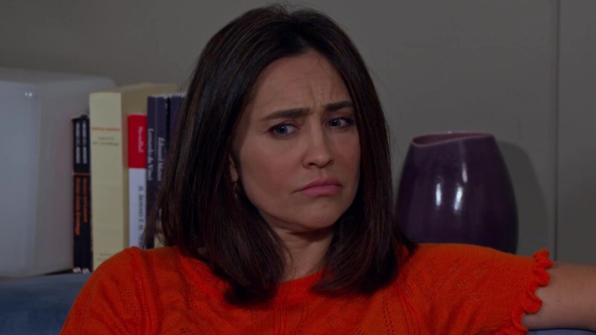 Un Posto al Sole, anticipazioni: Viola prende in contropiede Eugenio