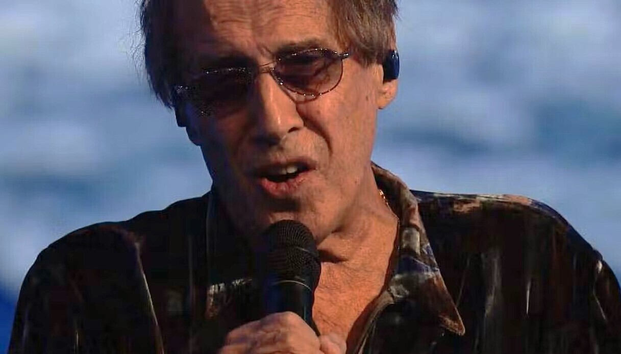 https://wips.plug.it/cips/libero.it/magazine/cms/2026/01/adriano-celentano.jpg