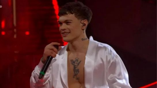 Il genio artistico, tra confusione e distruzione: Vanoni e Blanco