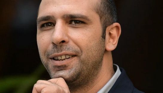 Buen Camino, la Ferrari di Checco Zalone nel film nascondeva un messaggio segreto