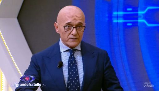 Caso Signorini, il futuro del direttore di Chi