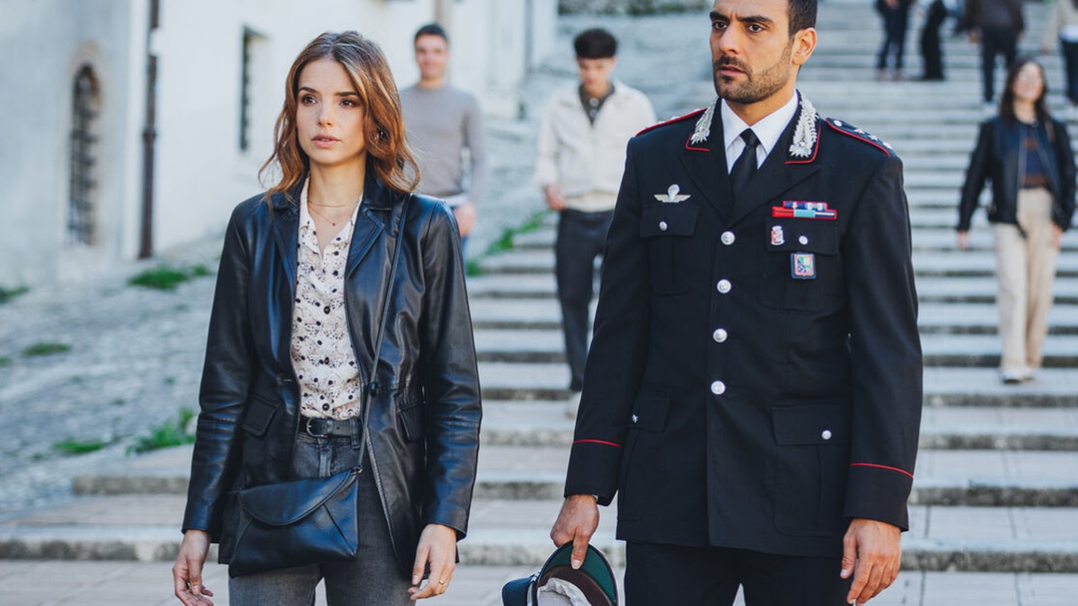 Don Matteo 15, Giulia (forse) tradisce Diego e il pubblico si ribella: "Basta triangoli", "L'avete rovinata"