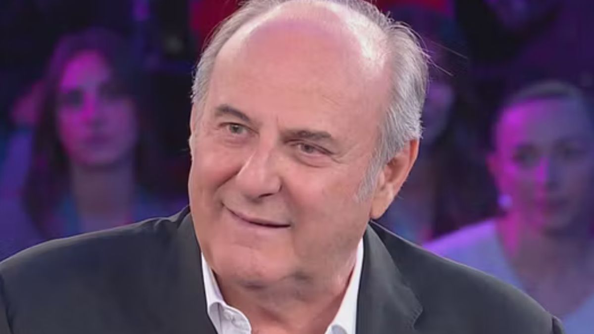 Gerry Scotti ‘chiude’ Instagram dopo le accuse di Fabrizio Corona: la reazione dei social