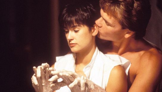 Ghost torna al cinema per San Valentino: il cult con Patrick Swayze e Demi Moore in versione 4K