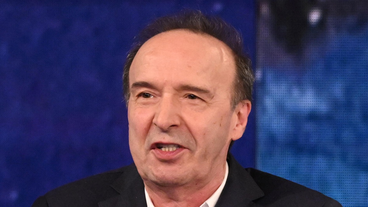 https://wips.plug.it/cips/libero.it/magazine/cms/2026/01/roberto-benigni.jpg