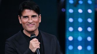 Sanremo 2026, Sal da Vinci canta 'Per sempre sì', il significato del testo