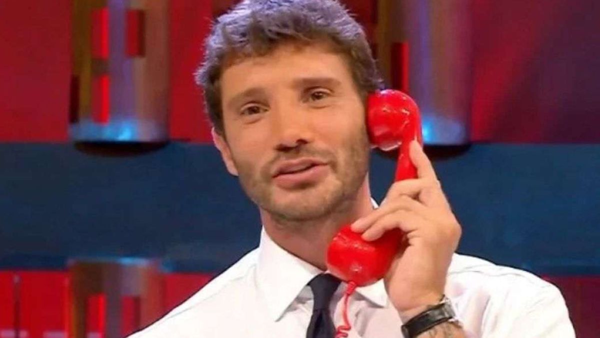 https://wips.plug.it/cips/libero.it/magazine/cms/2026/01/stefano-de-martino-la-volta-buona-6-1-2026-liberomagazine-it.jpg