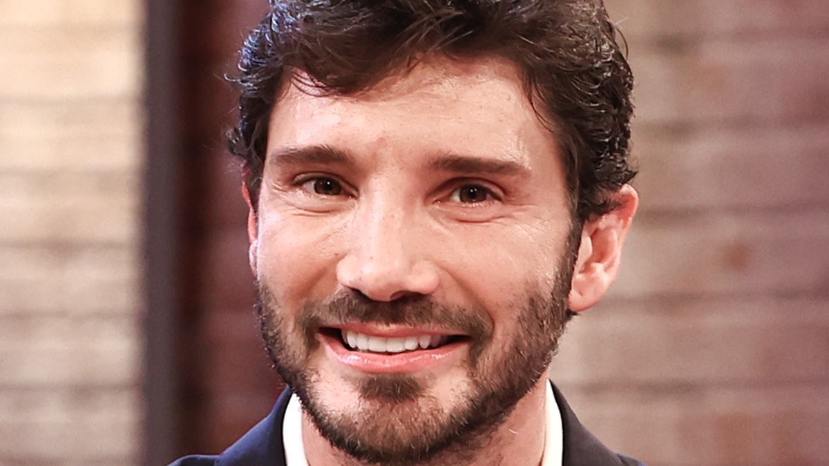 Affari Tuoi, puntata cancellata e De Martino verso un lunghissimo stop: la decisione della Rai