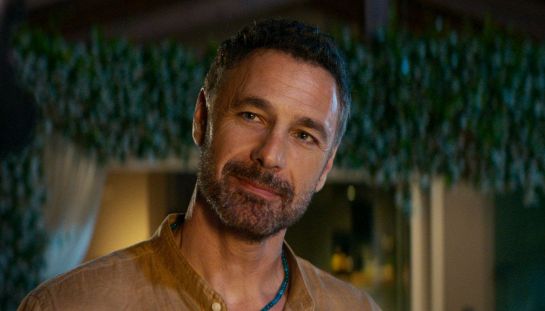 Amici Comuni: il matrimonio che fa tremare Raoul Bova su Paramount+