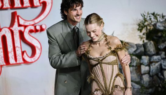 Cime Tempestose: la spiegazione del perchè QUELLA scena del libro non è nel film di Emerald FennellCime Tempestose: la spiegazione del perchè QUELLA scena del libro non è nel film di Emerald Fennell